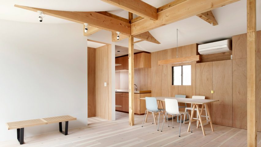 House for 4 Generations by Tomomi Kito