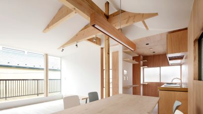 House for 4 Generations by Tomomi Kito