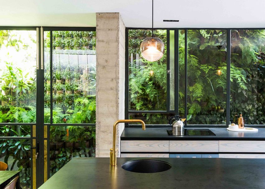 House IIIA by Fold Architects