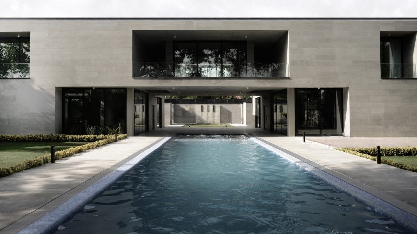 House in Iran by Kamran Heirati
