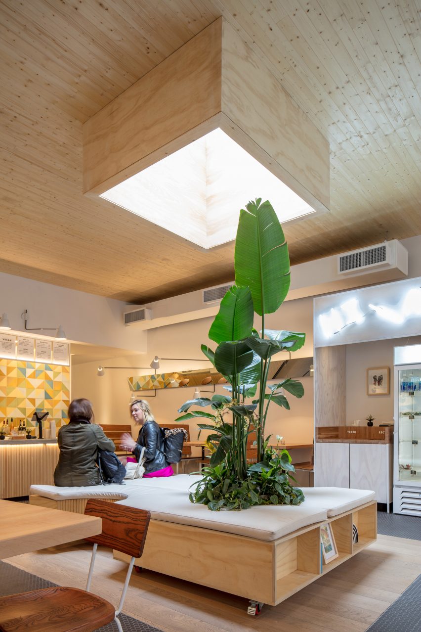 Humblefish Restaurant by Architecture Outfit