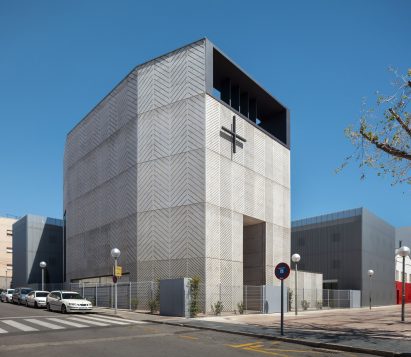 Iglesia Bonavista en Tarragona by Gimeno Guitart