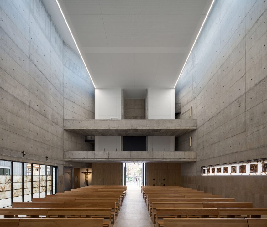 Iglesia Bonavista en Tarragona by Gimeno Guitart