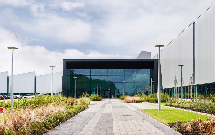 Jaguar Land Rover Engine Manufacturing Centre by Arup Associates