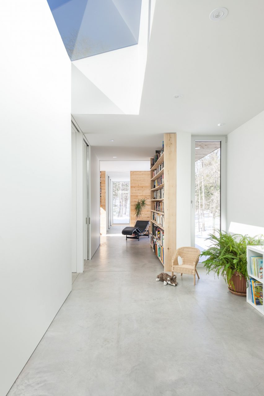 La Louve by Atelier Pierre Thibault