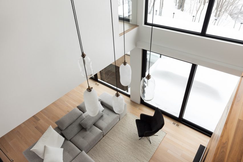 Lac Masson Residence by Atelier Pierre Thibault