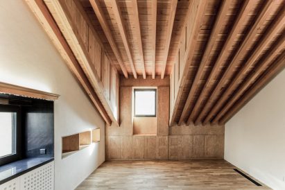 Ladislav Hudec Shanghai villa renovation by Atelier XÜK