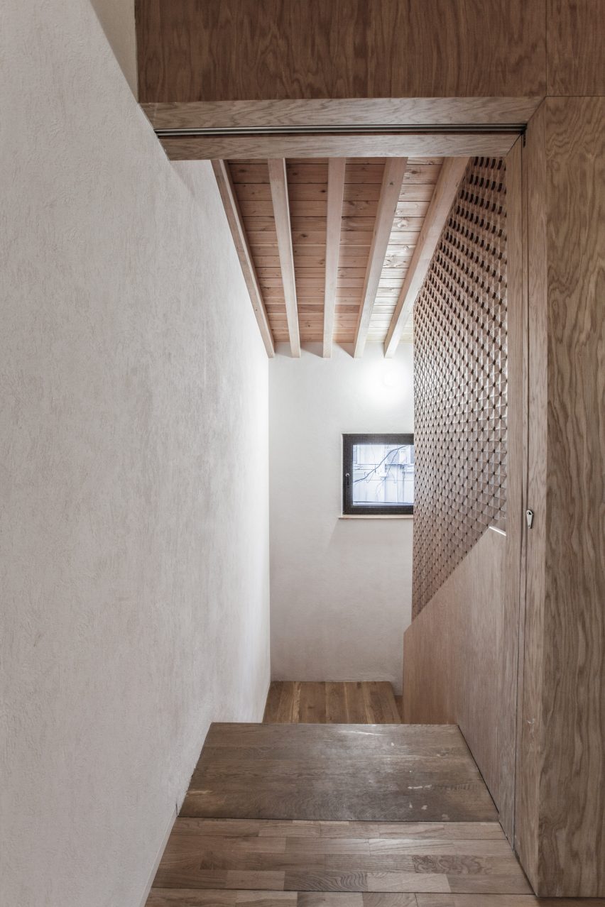 Ladislav Hudec Shanghai villa renovation by Atelier XÜK