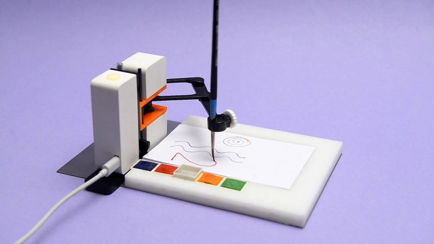 Line-us robot drawing arm