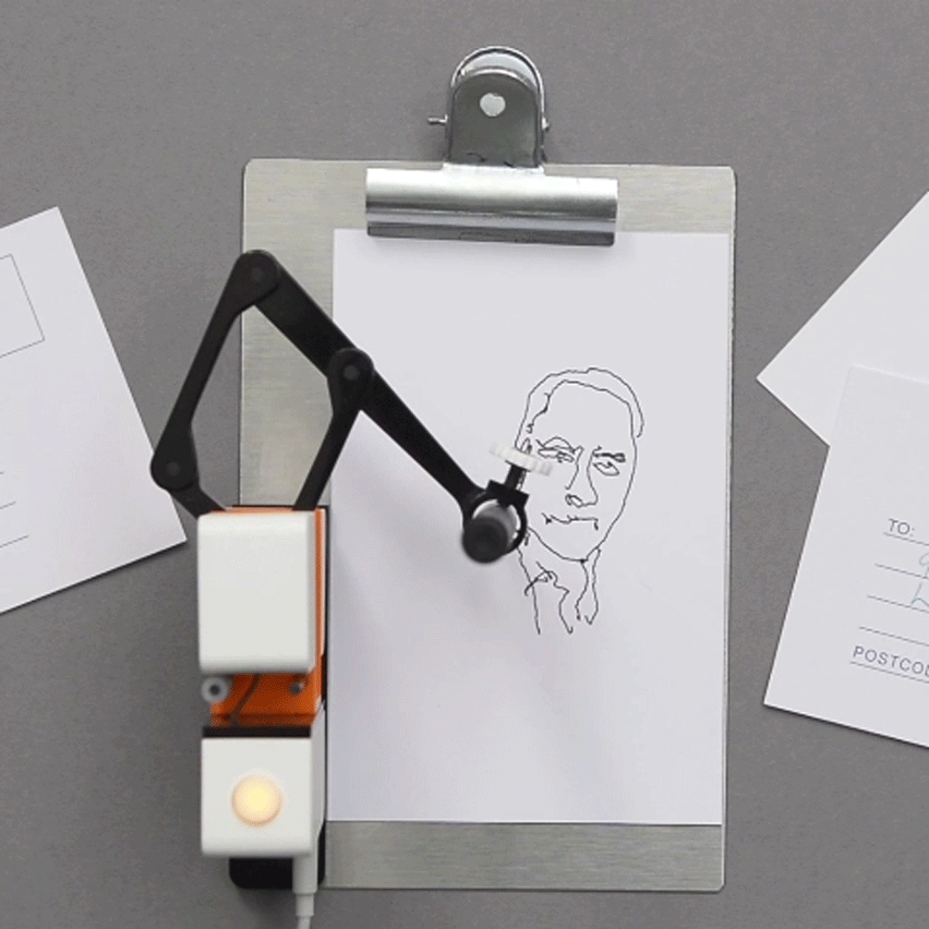 Line-us robot drawing arm