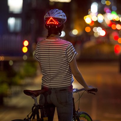 Award-winning Lumos smart bike helmet incorporates brake lights and indicators