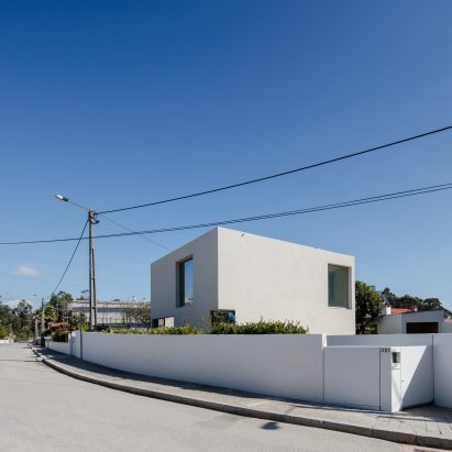 Mami house by NOArquitectos LDA