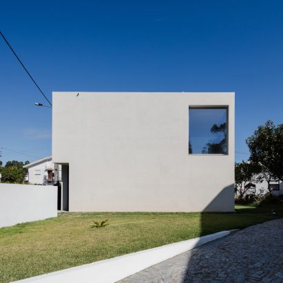 Mami house by NOArquitectos LDA