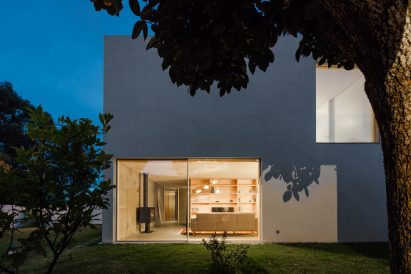 Mami house by NOArquitectos LDA