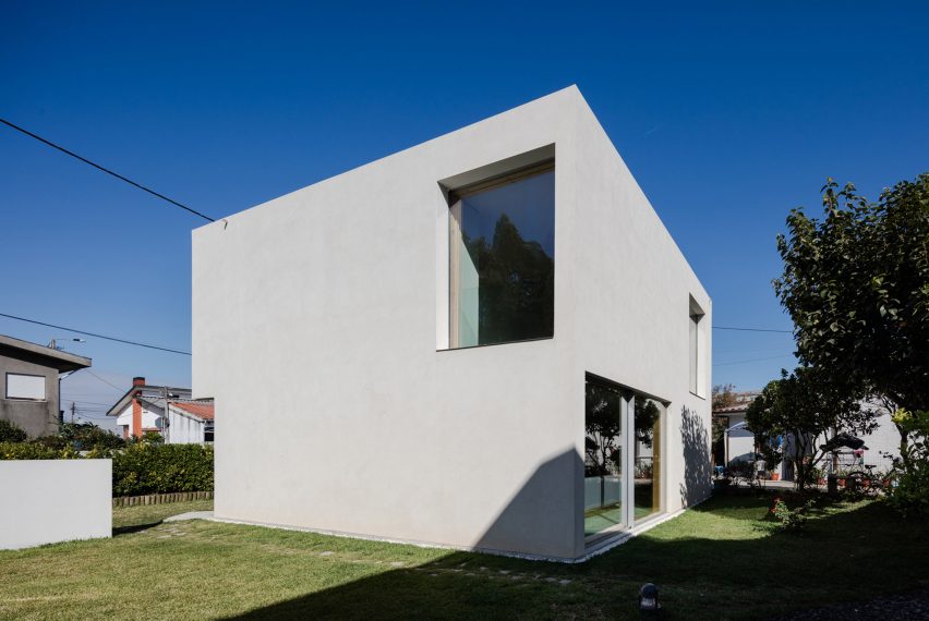 Mami house by NOArquitectos LDA