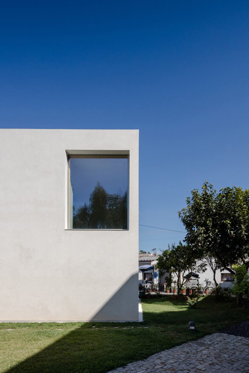 Mami house by NOArquitectos LDA