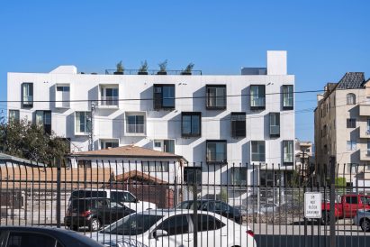 Mariposa138 apartments by LOHA