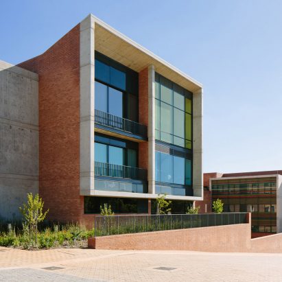 Nelson Mandela Children's Hospital by Sheppard Robson and John Cooper Architecture