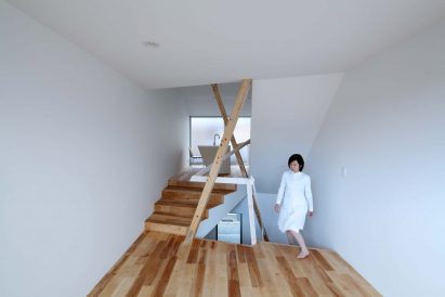 New Kyoto Townhouse 2 by Alphaville Architects