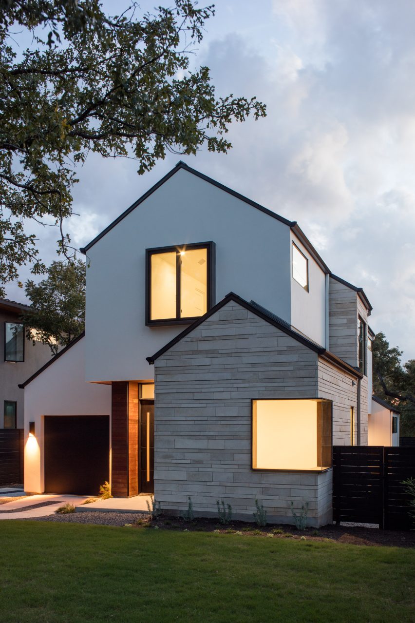 Palma Plaza Spec residence by Dick Clarke + Associates