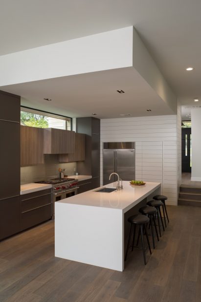 Palma Plaza Spec residence by Dick Clarke + Associates