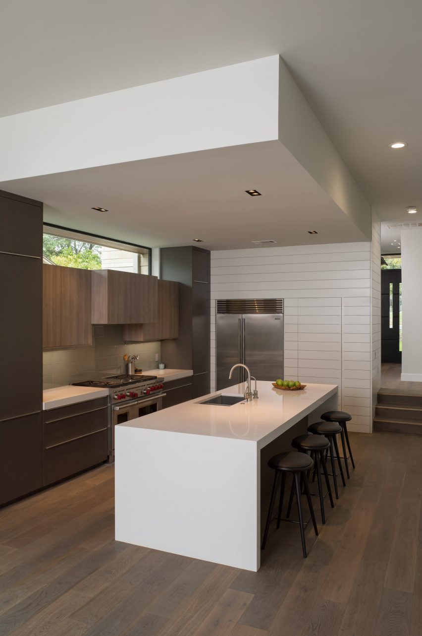 Palma Plaza Spec residence by Dick Clarke + Associates