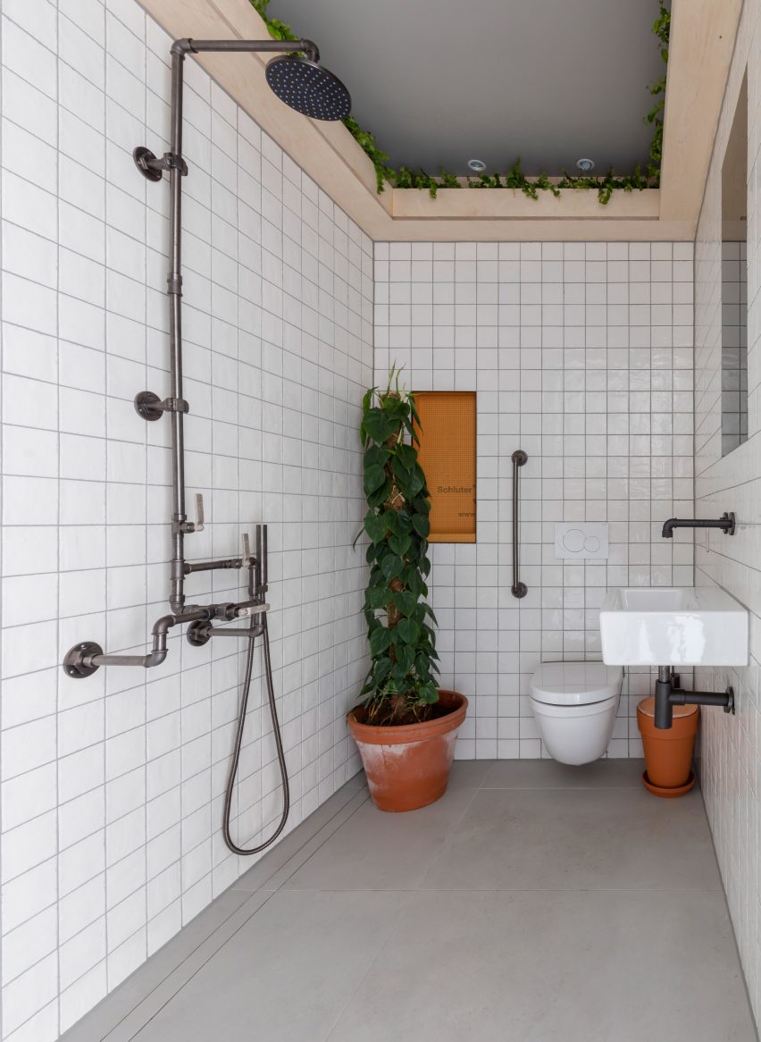 Pentagon Tiles gallery by Simon Astridge