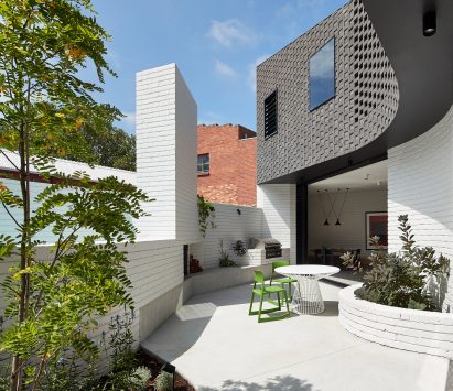 Perimeter House by Make Architecture