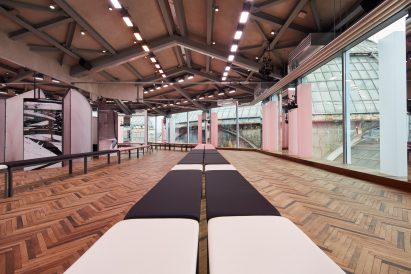 Prada 2018 Resort catwalk by AMO