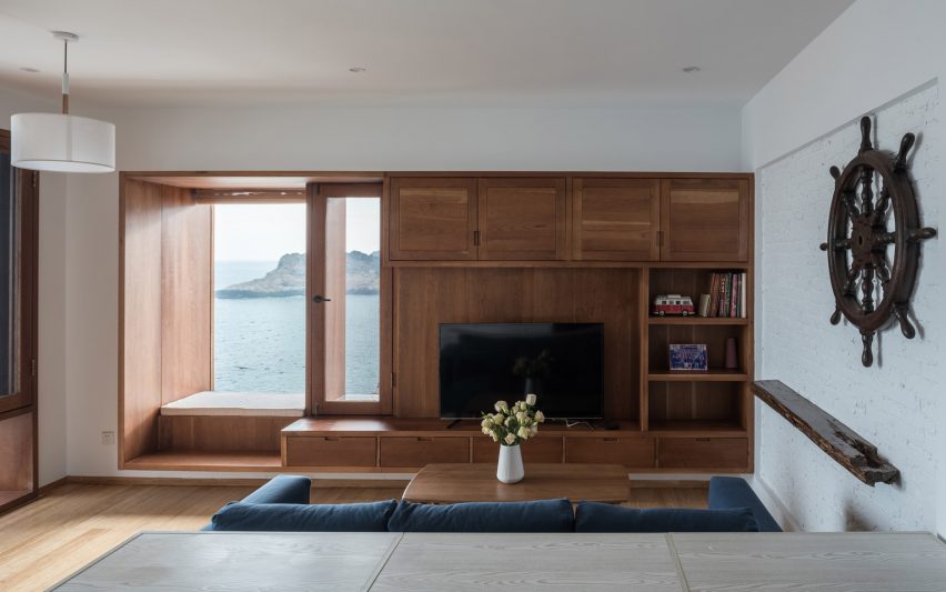 Renovation of the Captain's House, by Vector Architects