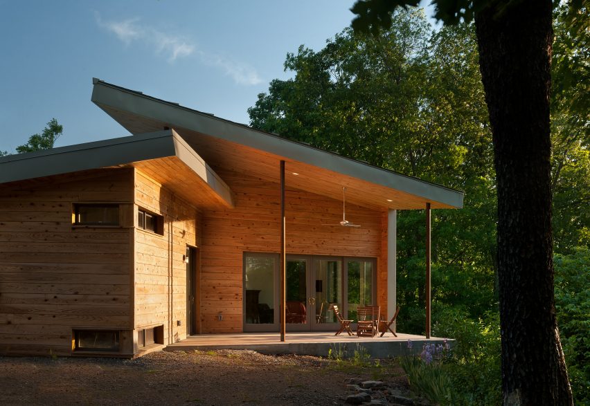Ridge House by GriD Architects