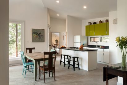 Ridge House by GriD Architects
