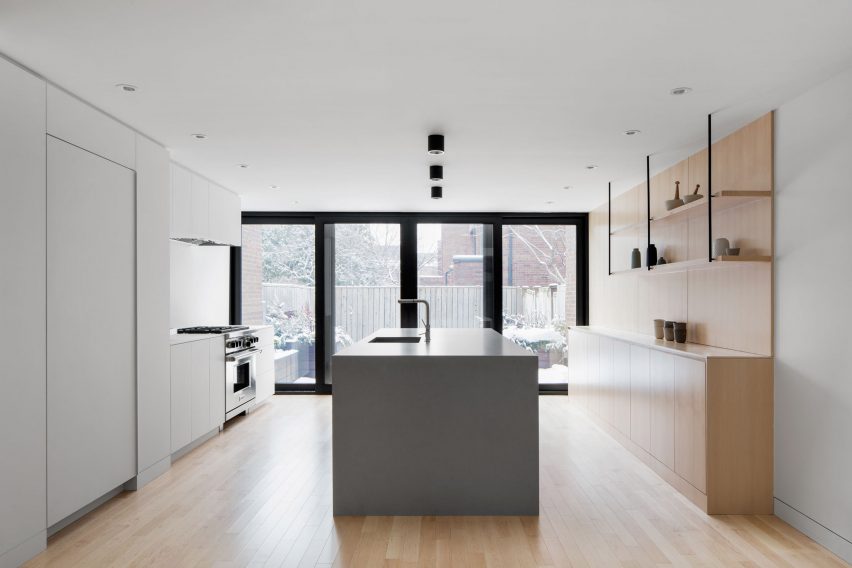 Somerville Residence by Naturehumaine