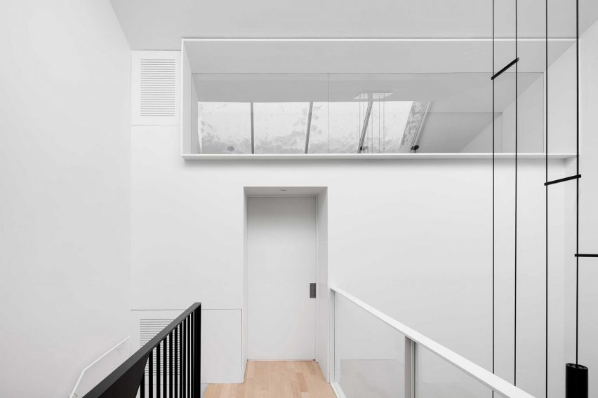 Somerville Residence by Naturehumaine