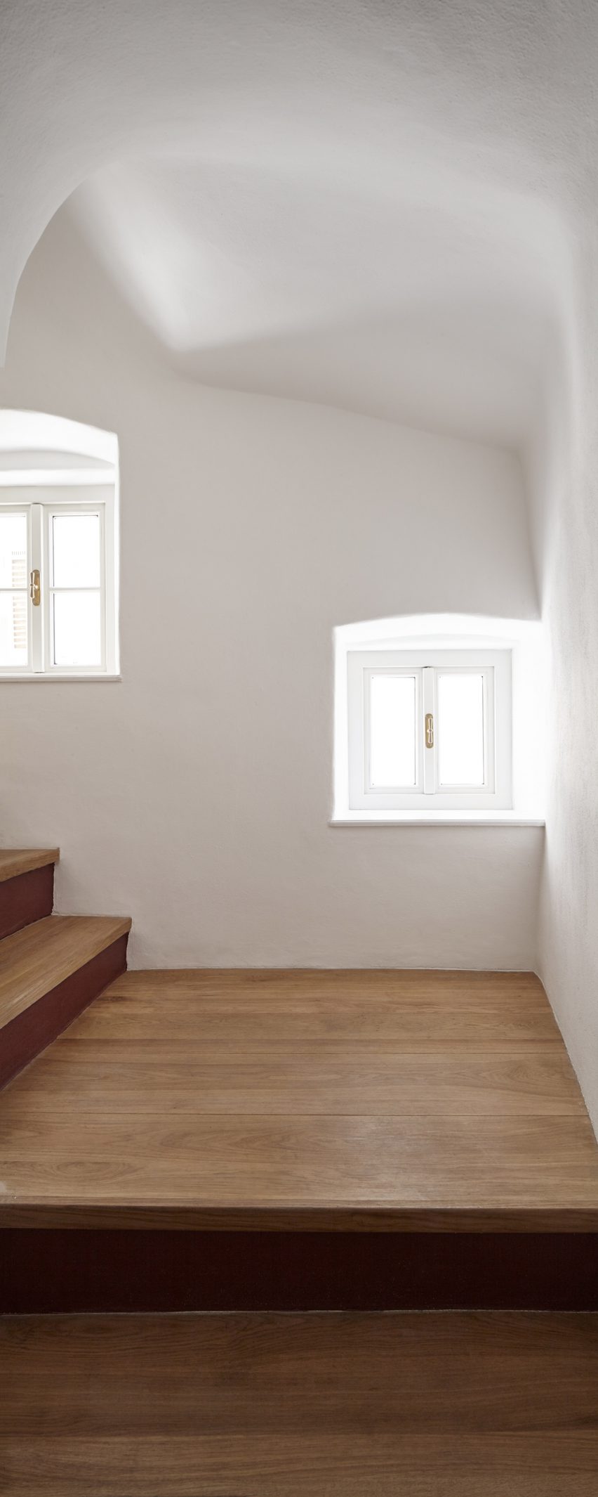 Štajnhaus Guest House by Ora Architects