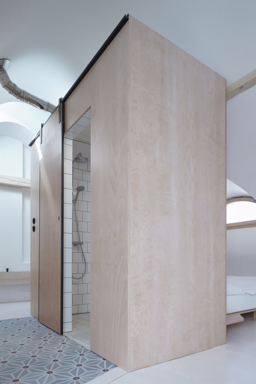Štajnhaus Guest House by Ora Architects