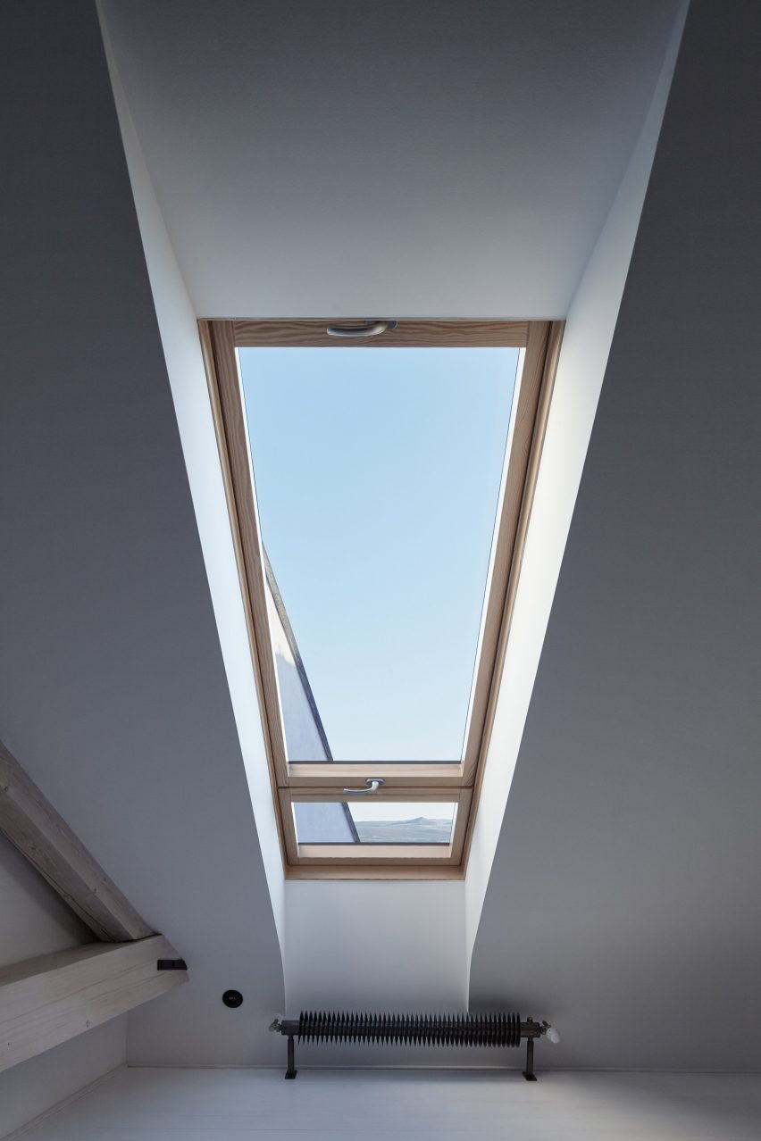 Štajnhaus Guest House by Ora Architects