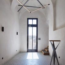 Štajnhaus Guest House by Ora Architects