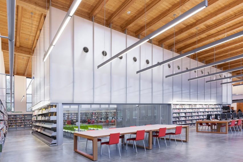 Stapleton branch of the New York Public Library by Andrew Berman Architects