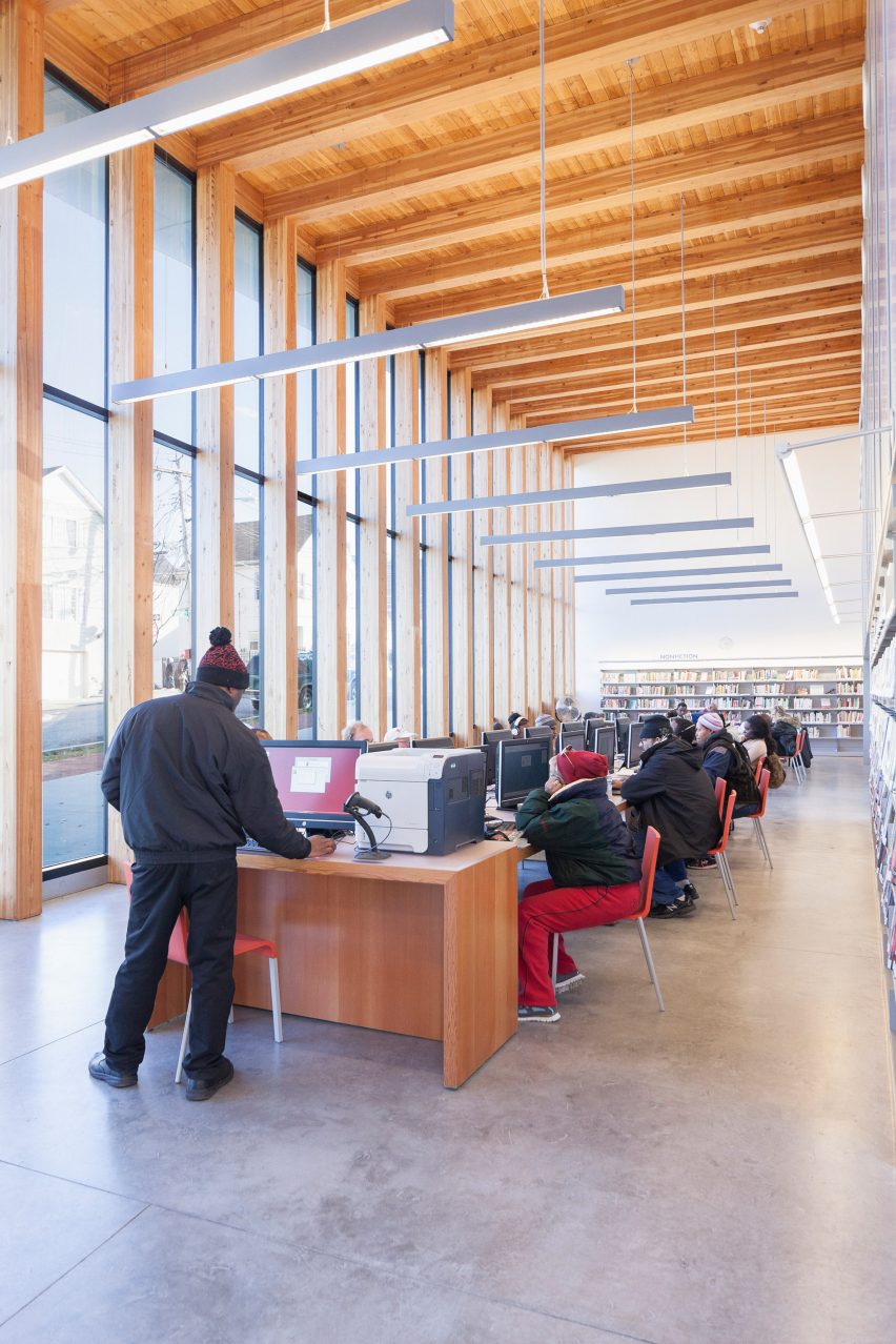 Stapleton branch of the New York Public Library by Andrew Berman Architects
