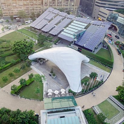Students erect arching bamboo events pavilion in Hong Kong