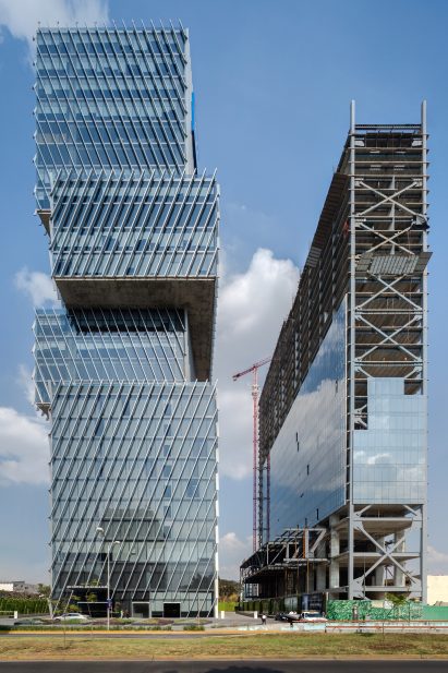Torre Américas 1500 by Sordo Madelano Arquitectos