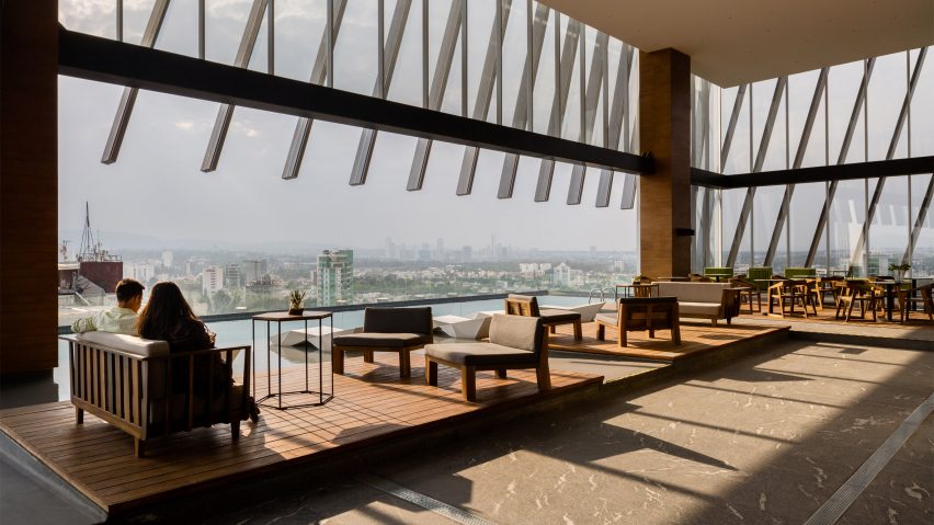Torre Américas 1500 by Sordo Madelano Arquitectos