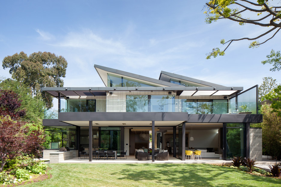Toulon Drive by Studio William Hefner