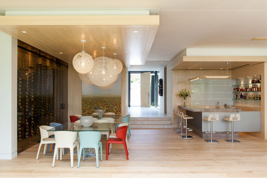 Toulon Drive by Studio William Hefner