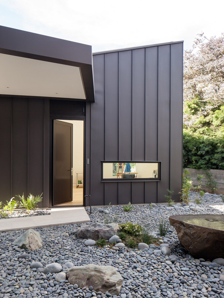 Toulon Drive by Studio William Hefner