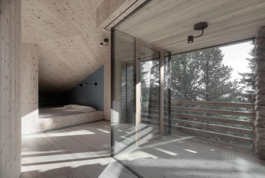 Twisted House by Bergmeisterwolf Architekten