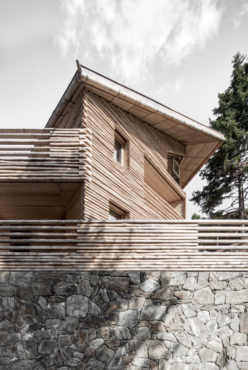 Twisted House by Bergmeisterwolf Architekten