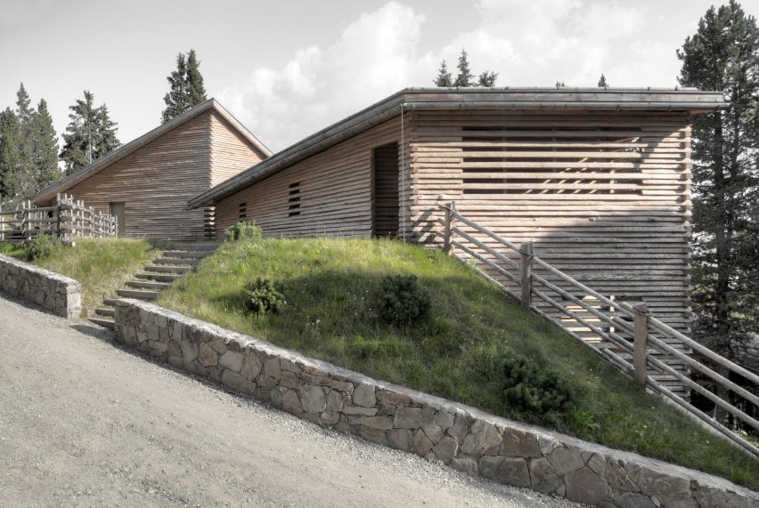 Twisted House by Bergmeisterwolf Architekten