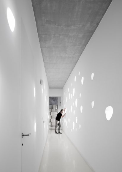 Villa Ypsilon by LASSA